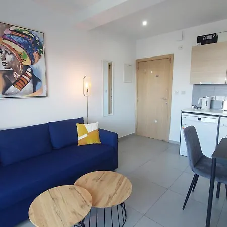 Coco De 408 아파트