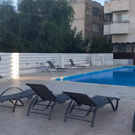 Coco De 408 * Limassol