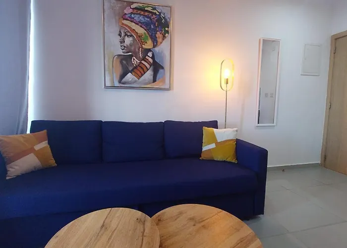 Coco De 408 * Lemesos