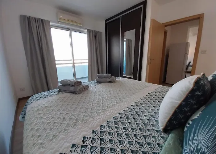 Coco De 408 * 利马索尔